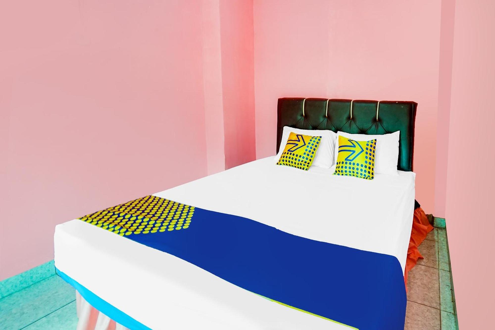 Oyo Life 92046 Garuda Residence Palembang Bagian luar foto