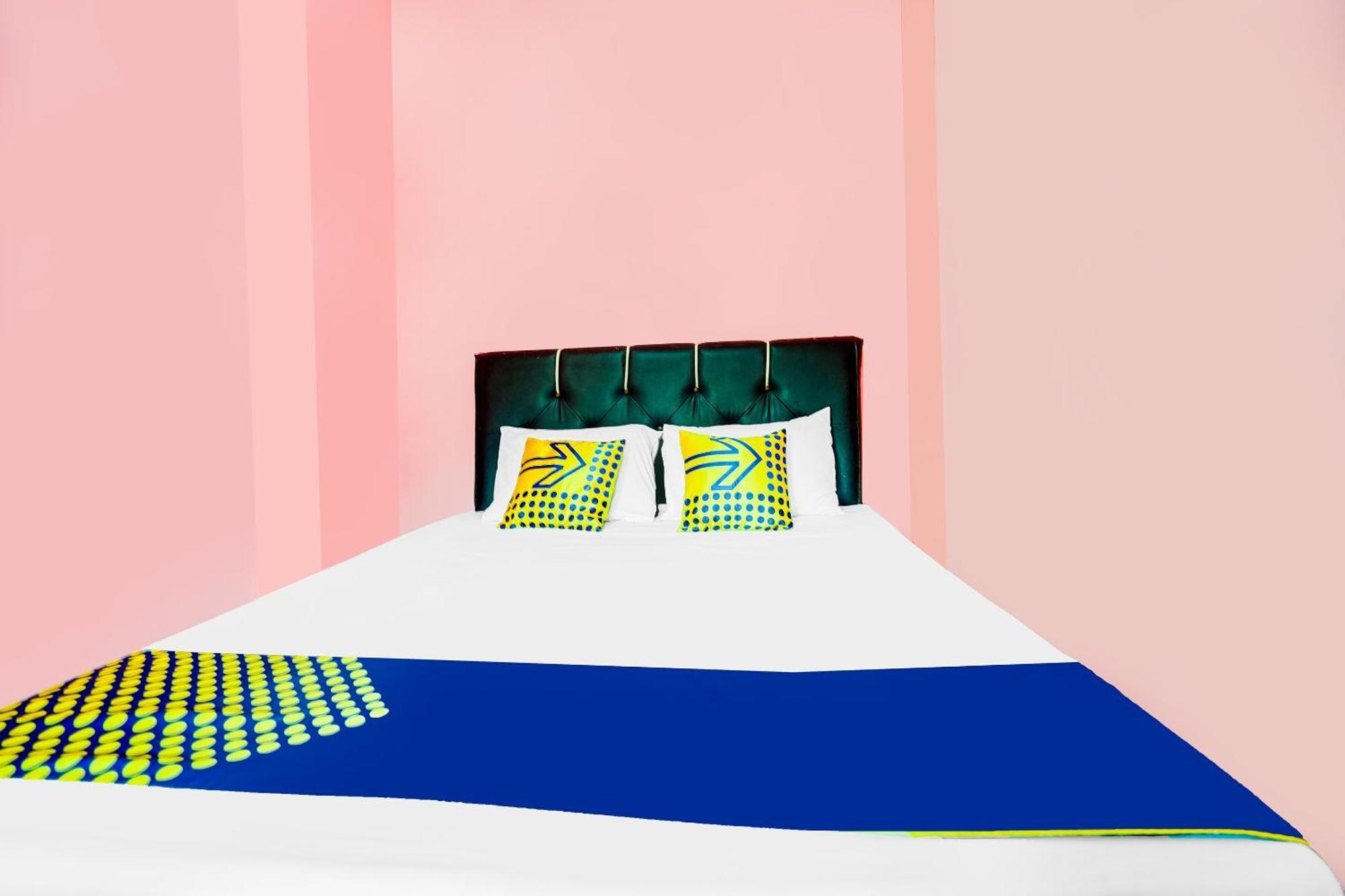 Oyo Life 92046 Garuda Residence Palembang Bagian luar foto